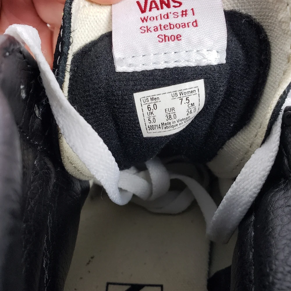 Vans Sk8-hi Black and White High Top Sneakers Womens size 7.5 or mens 6 - Picture 5 of 6